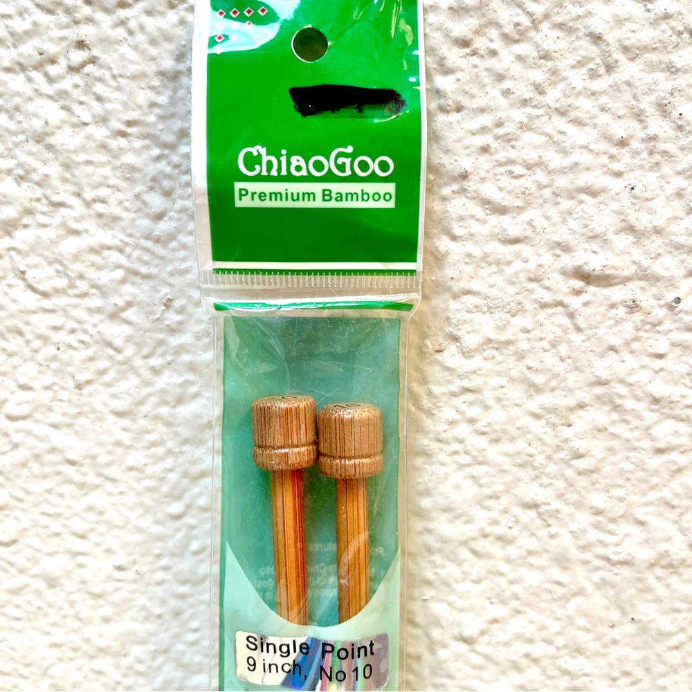 Size 10 Single Point Bamboo Knitting Needles. 9 inches long. EUC